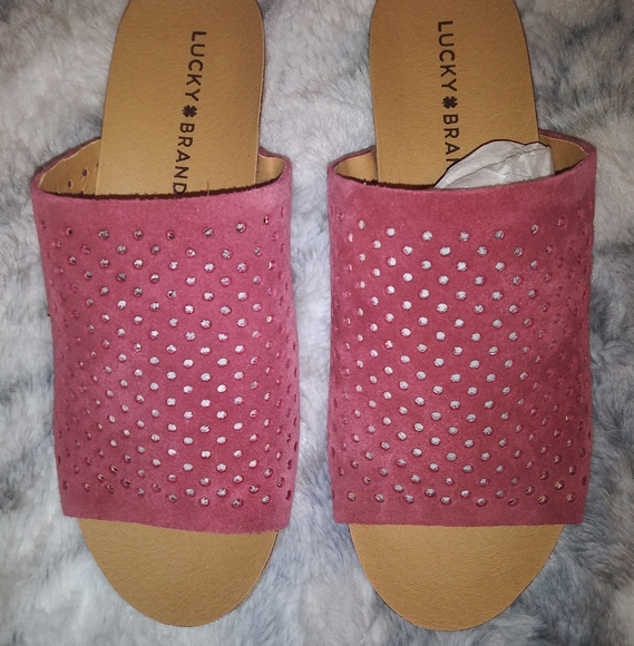 Lucky Brand Wedge Sandals - Picture 1 of 5